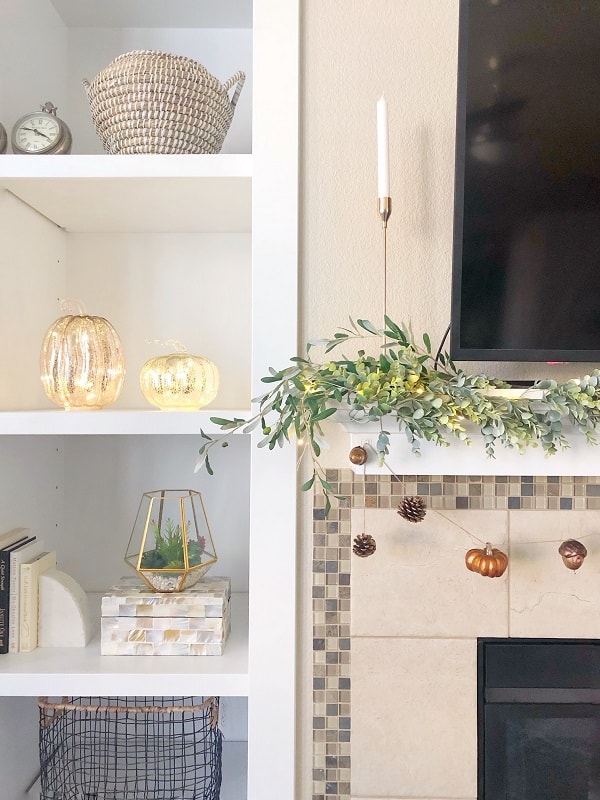 This quick and easy DIY fall garland is a great home decor craft that you can do for under 20 minutes. 