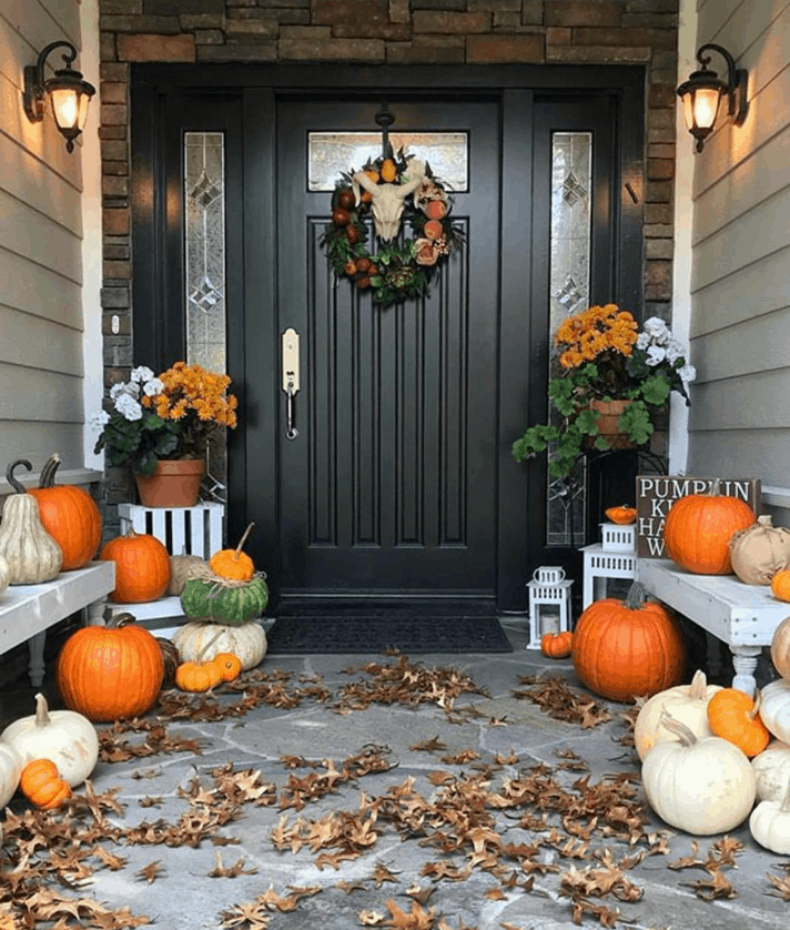 Fall front porch decorating ideas for your home. 