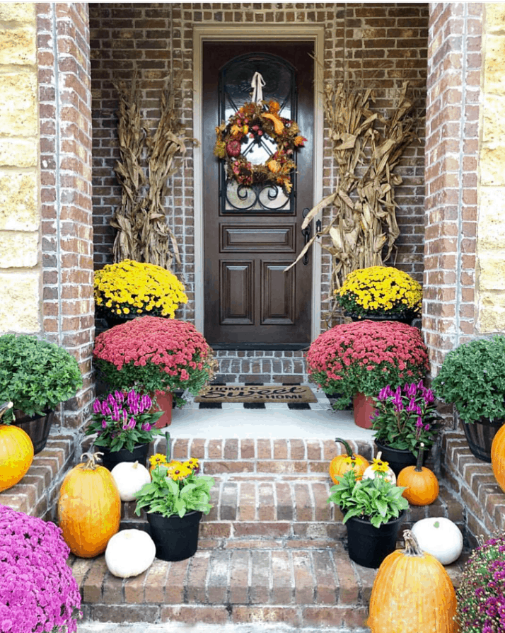 Do a bright and cheery front porch for your fall decorating. 