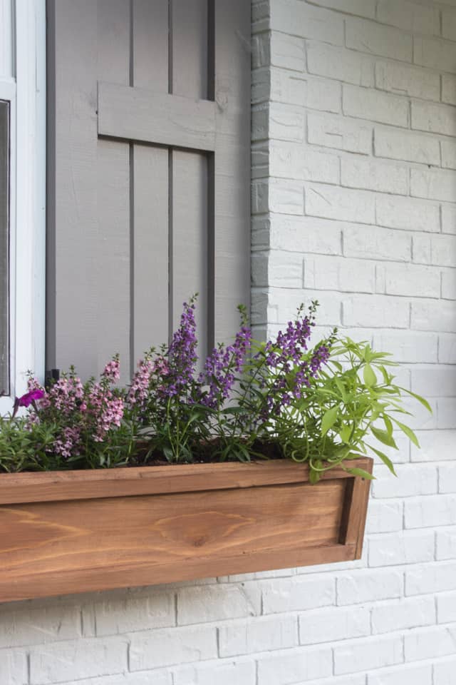DIY Spring Project. Make a window planter box. 